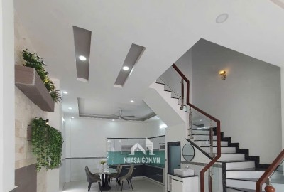 Bán nhà góc 2 mặt tiền đường 11 trường thọ thủ đức TPHCM.Lh 0909428959.